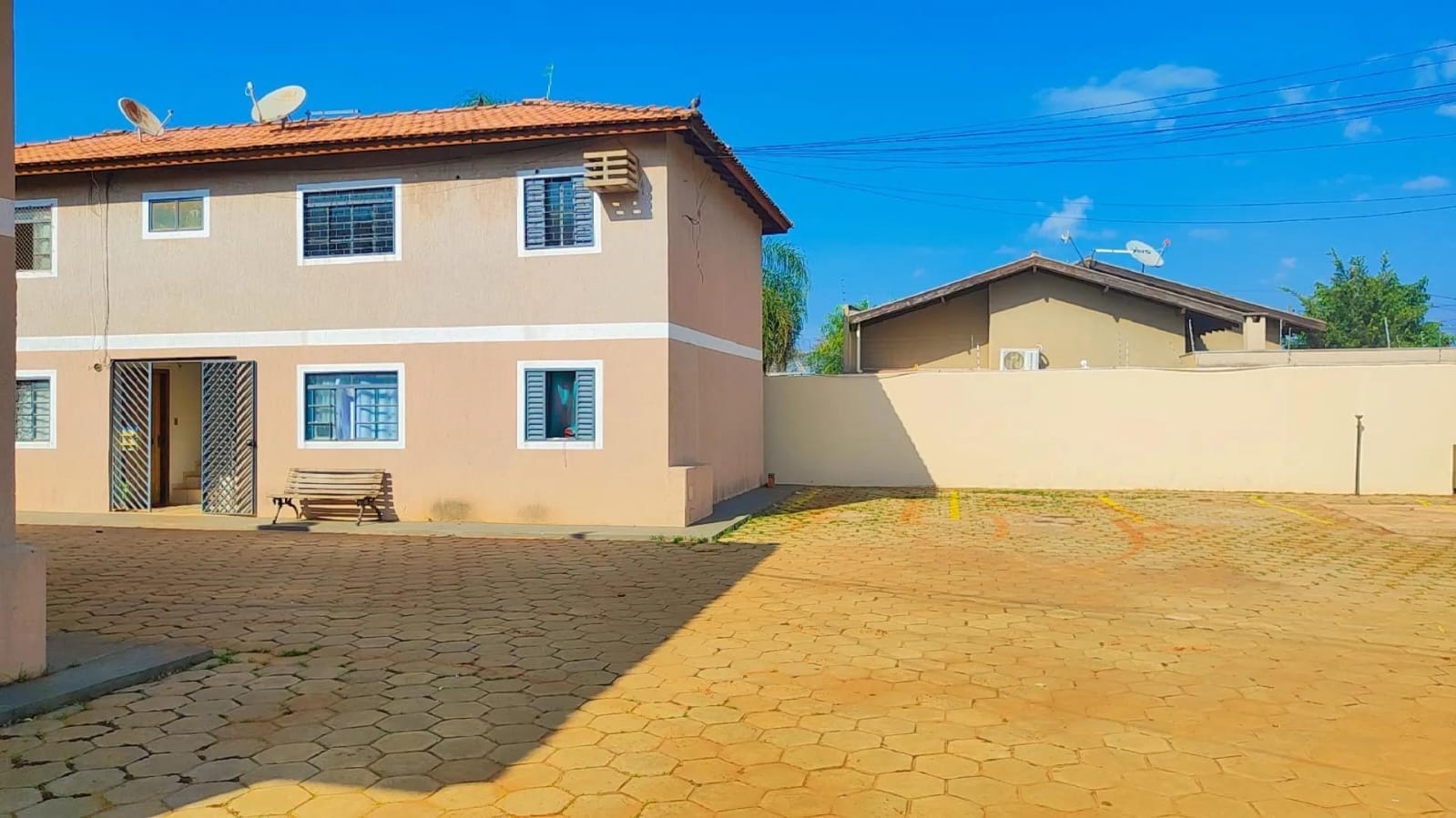 Apartamento próximo a av. Três Barras — foto 1