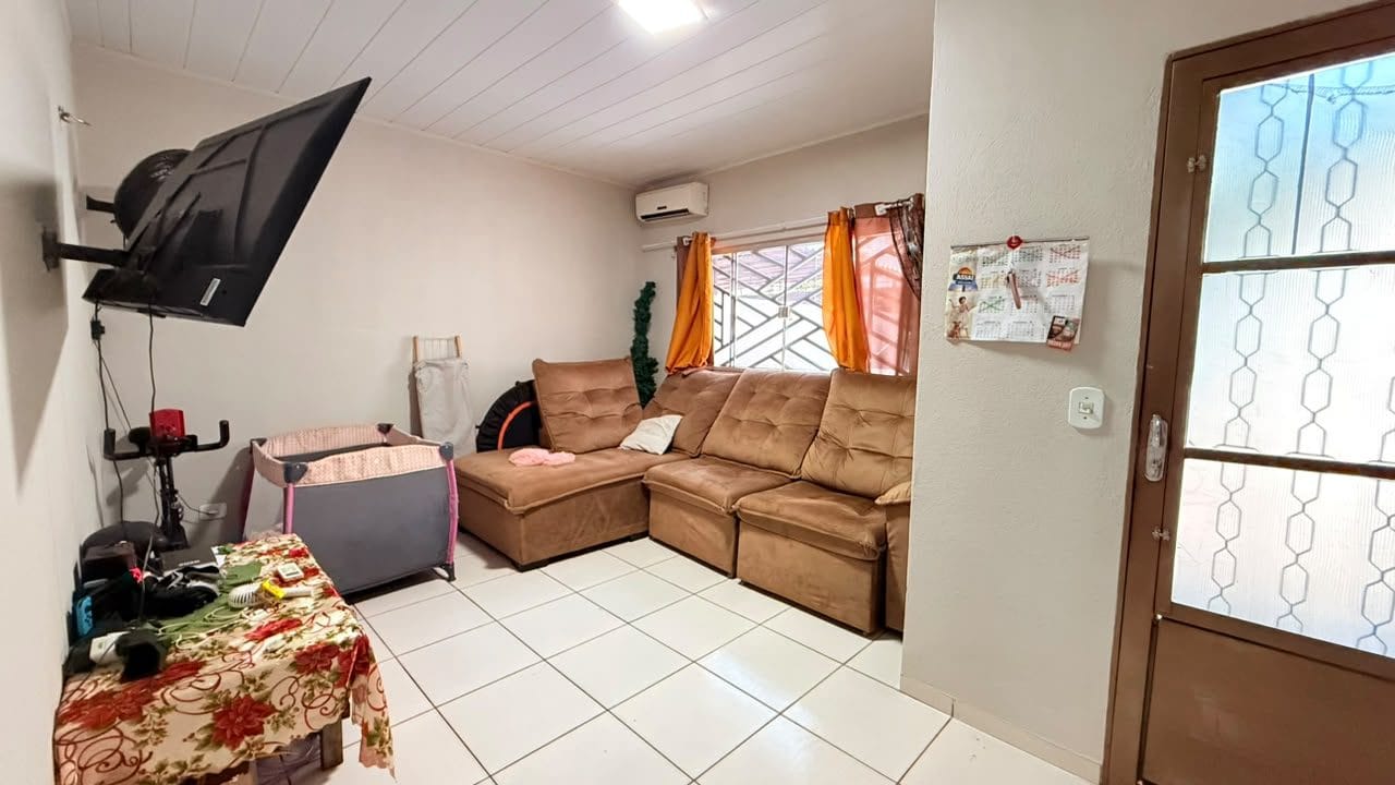 Casa no Universitário — foto 2