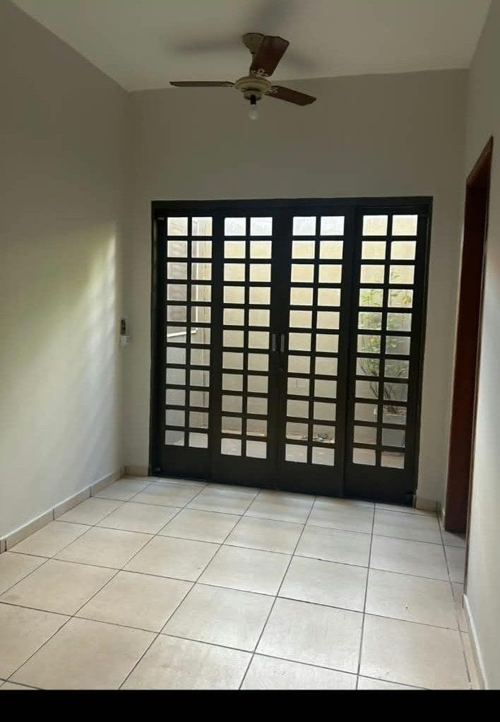 Casa com 3 quartos no Jardim Presidente — foto 2