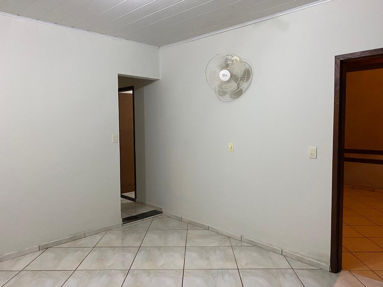Excelente oportunidade! Casa de esquina localizada no Jardim Inacinha Rocha em Maracaju/MS.  — foto 3