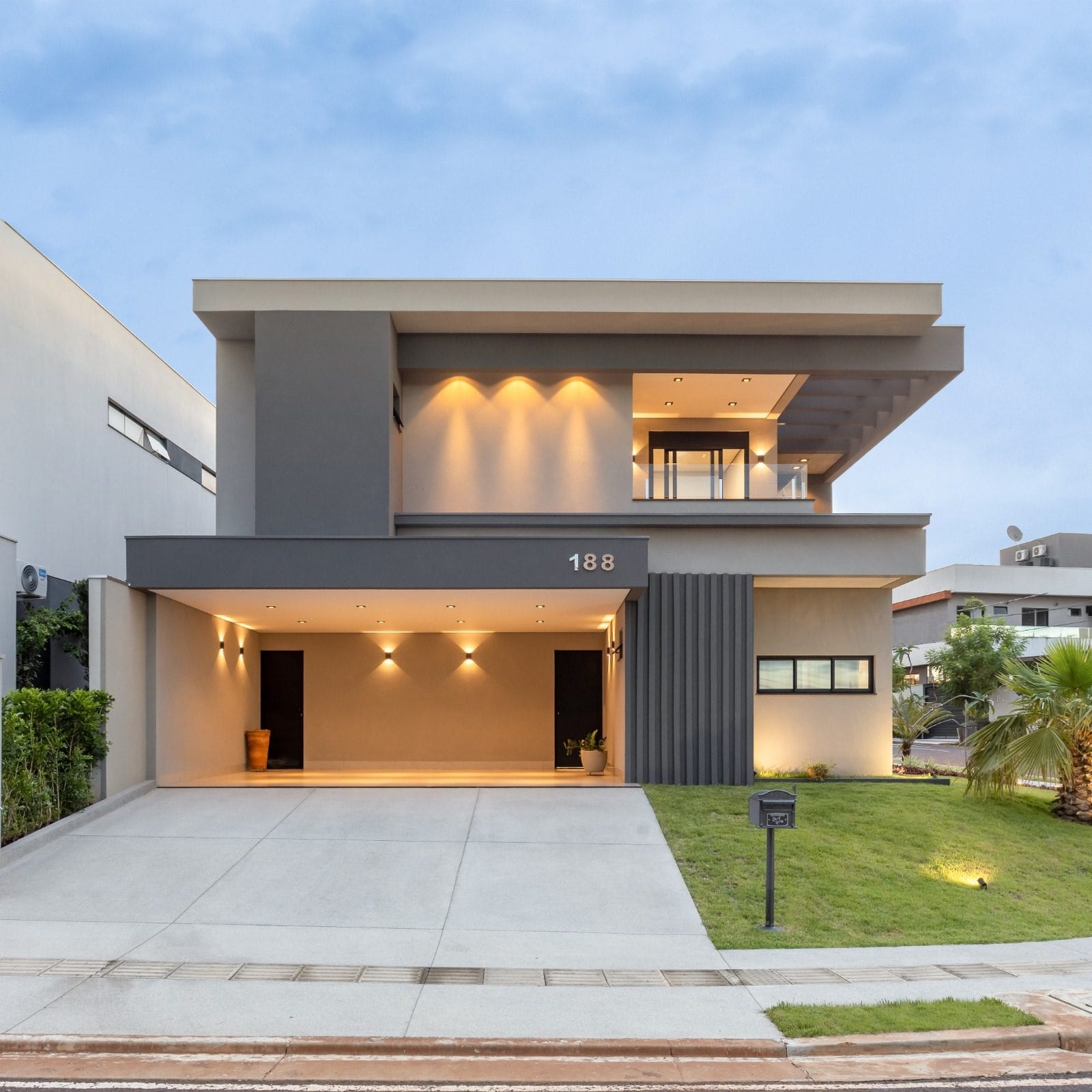 Sobrado alto padrão  — foto 1